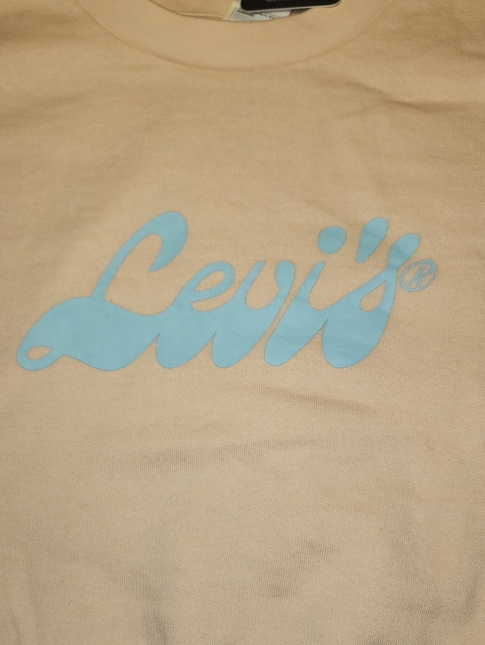 NWT Levi's Cropped Graphic Logo Sweatshirt Peach Puree Suze XL - Picture 2 of 14